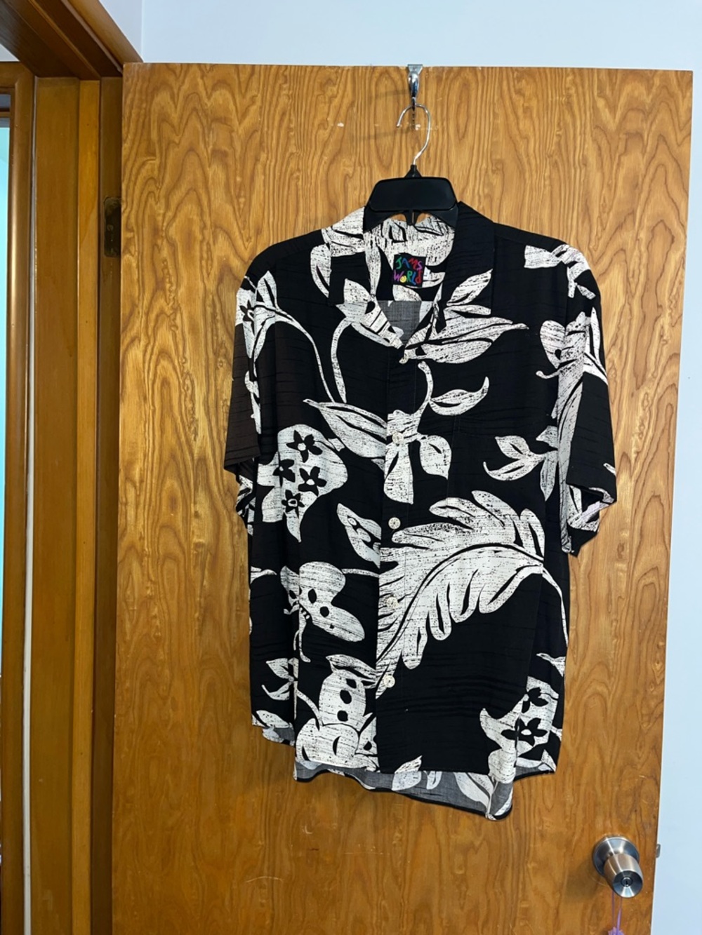MENS JAMS WORLD BLACK TAN BEIGE RAYON HAWAIIAN ISLAND ALOHA SHIRT SIZE L
44'